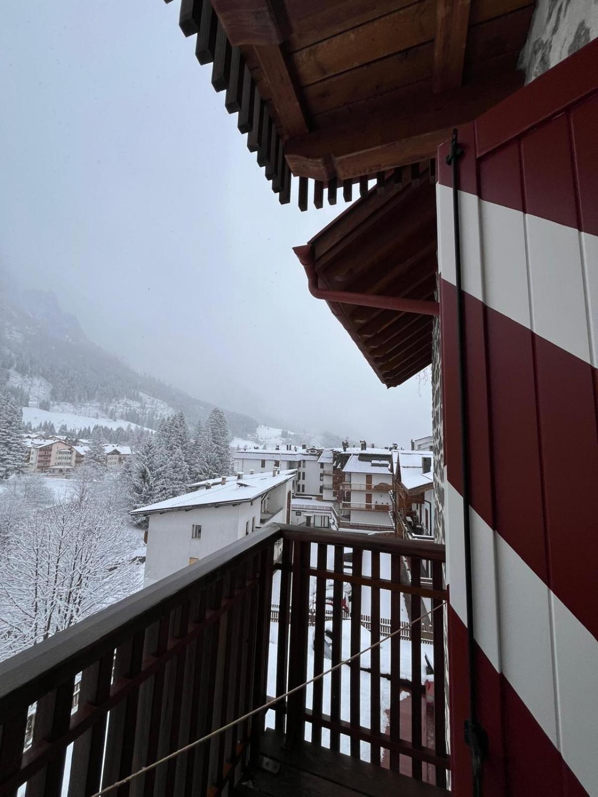 Historic Residence Madonna San Martino Di Castrozza Exterior foto